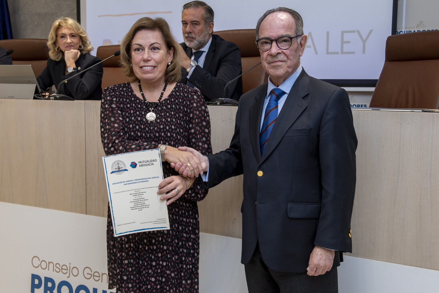La Asociación de Juristas y Profesionales del Derecho San Raimundo de Peñafort convoca la IV edición del Premio de artículos jurídicos y la III edición del Premio de tuits jurídicos.